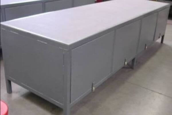 Heavy Duty Locker Table